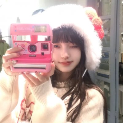 红衣少女